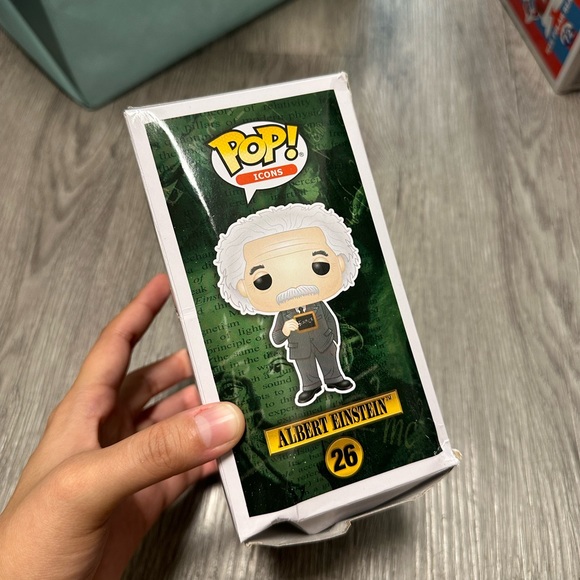 Albert Einstein Funko Pop - Picture 4 of 5